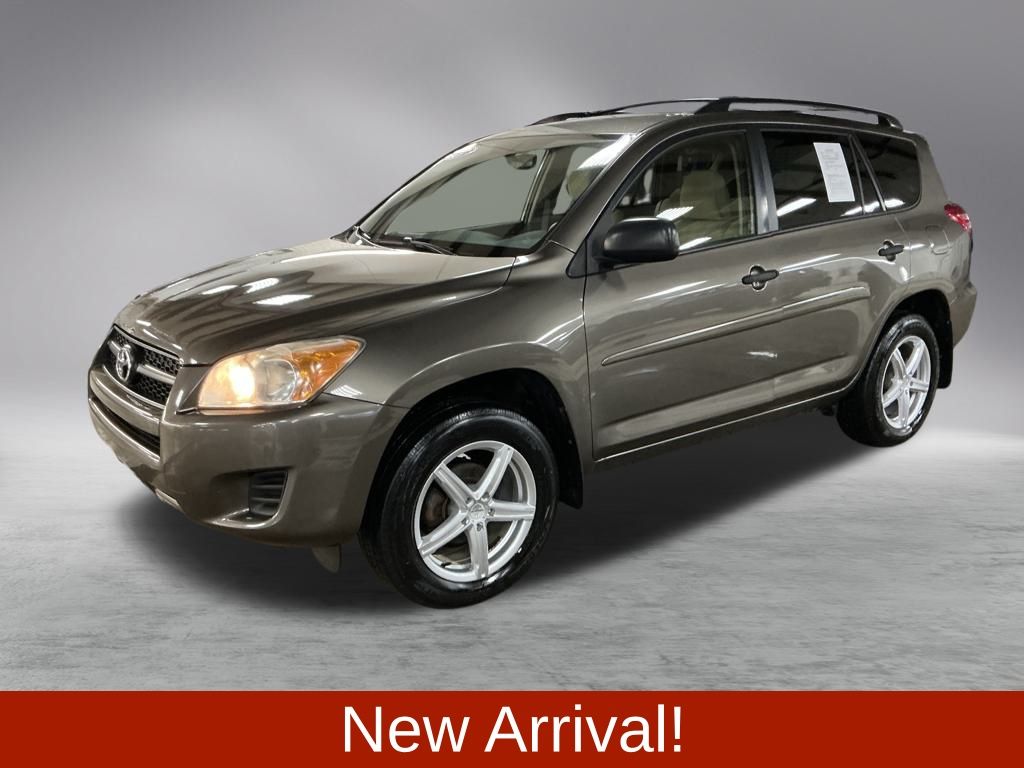 2009 Toyota RAV4 LE's photo