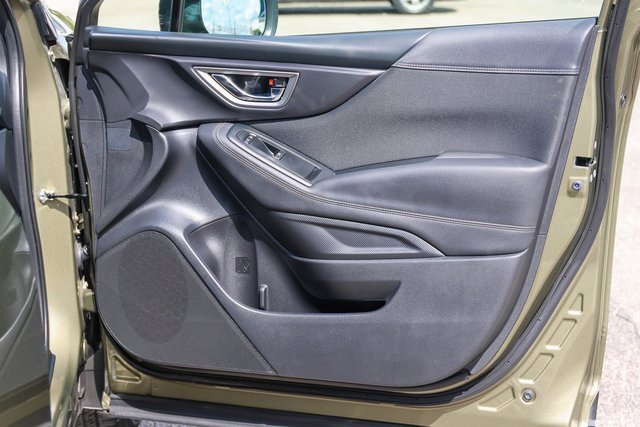 2024 Subaru Forester Premium Base photo 13