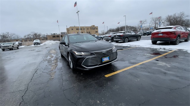 2019 TOYOTA AVALON - Image 3
