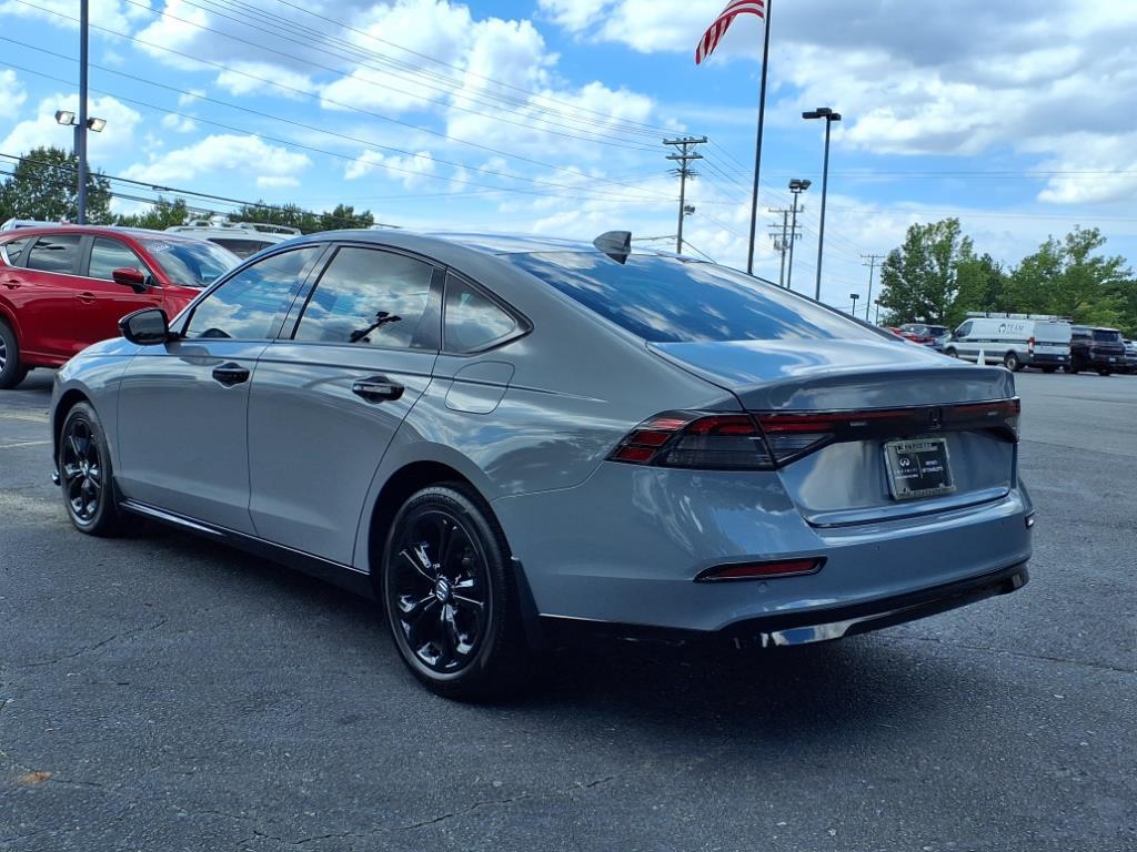 2024 Honda Accord Hybrid EX-L photo 13