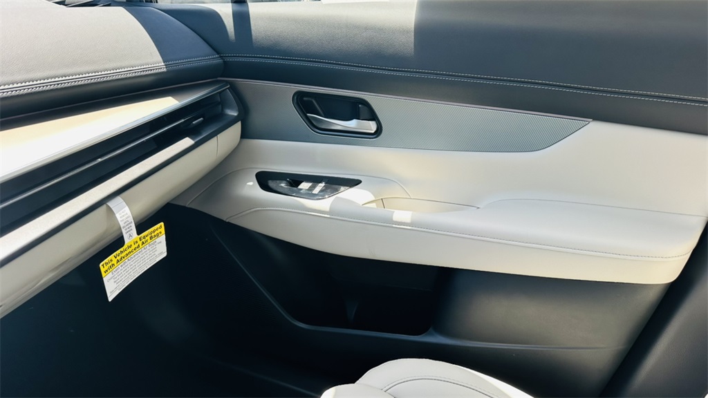 2025 Nissan Murano SL photo 23