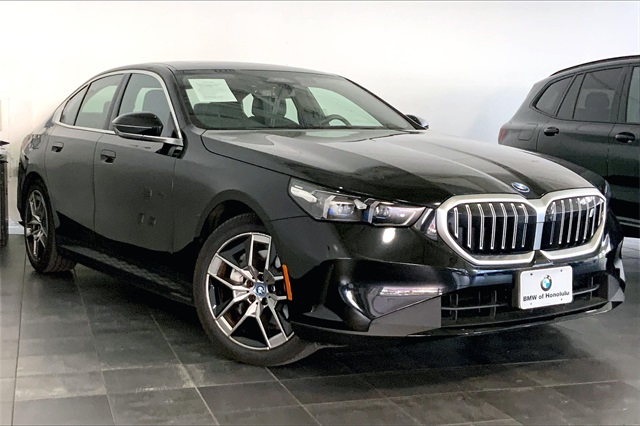 Used 2024 BMW i5 Base with VIN WBY33FK04RCR64163 for sale in Honolulu, HI