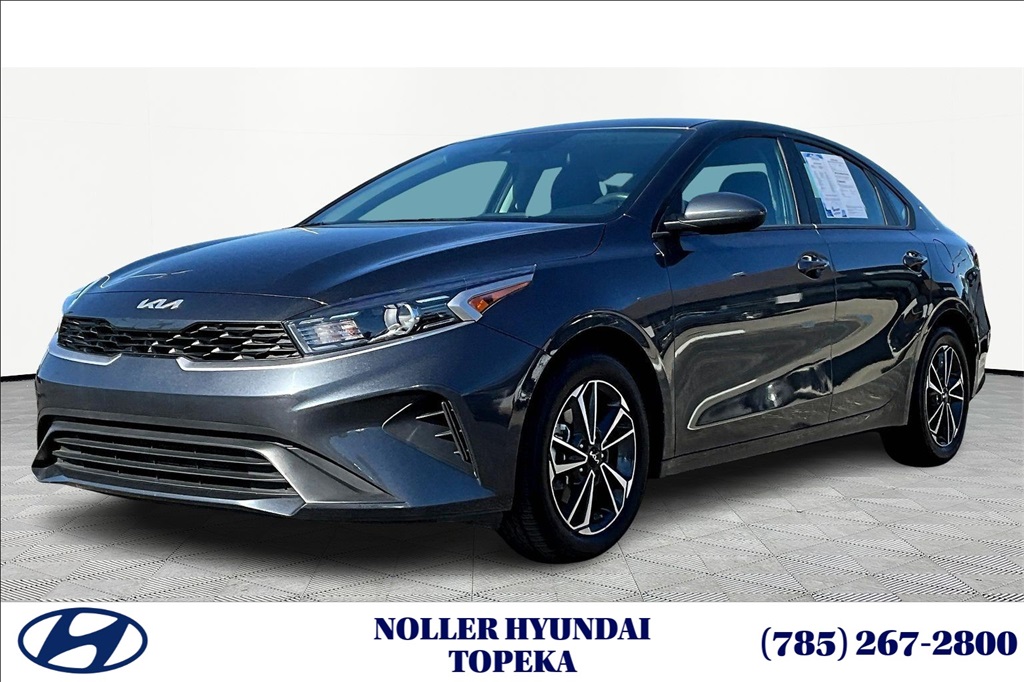 2023 Kia Forte LXS's photo