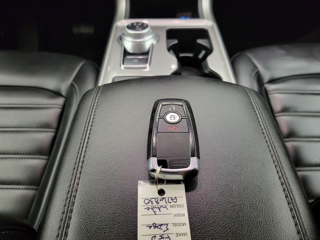 2024 Ford Edge SEL photo 41
