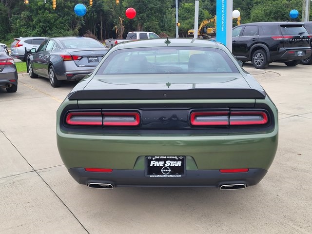 2022 Dodge Challenger GT photo 4