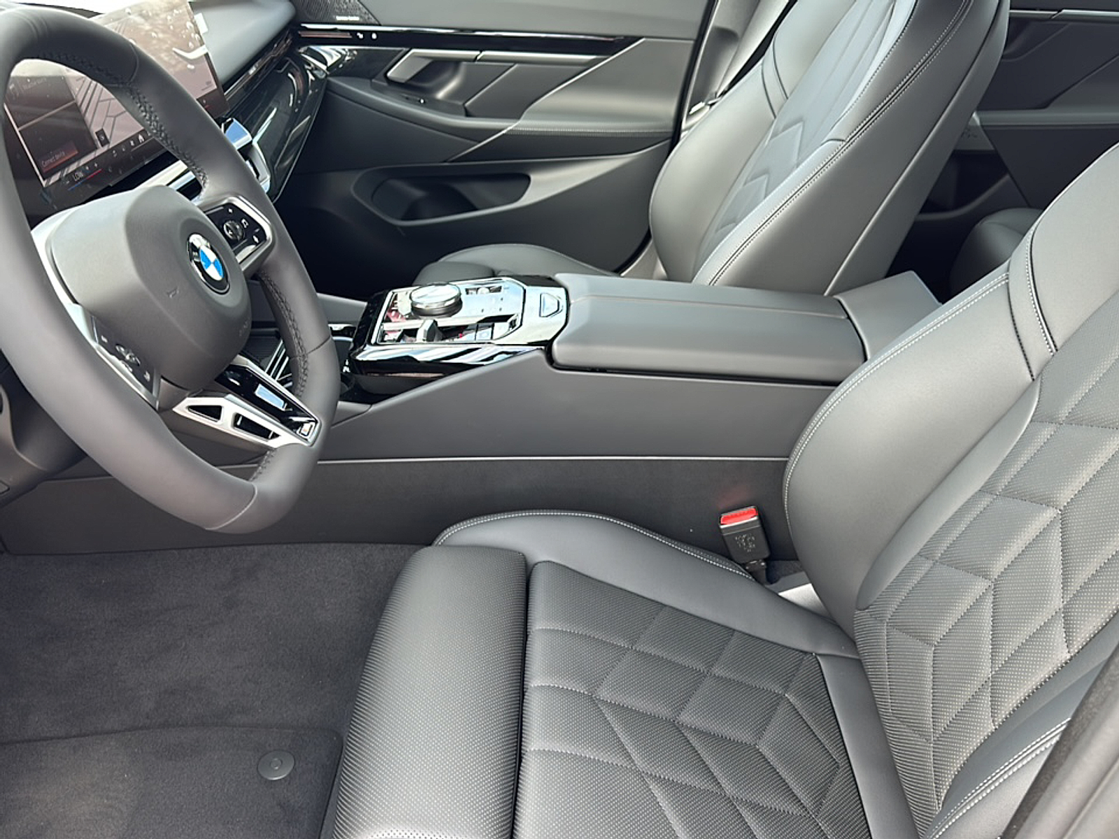 2025 Bmw 530i photo 3