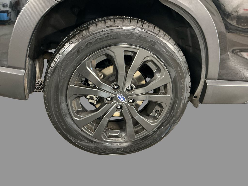 2022 Subaru Forester Sport photo 14