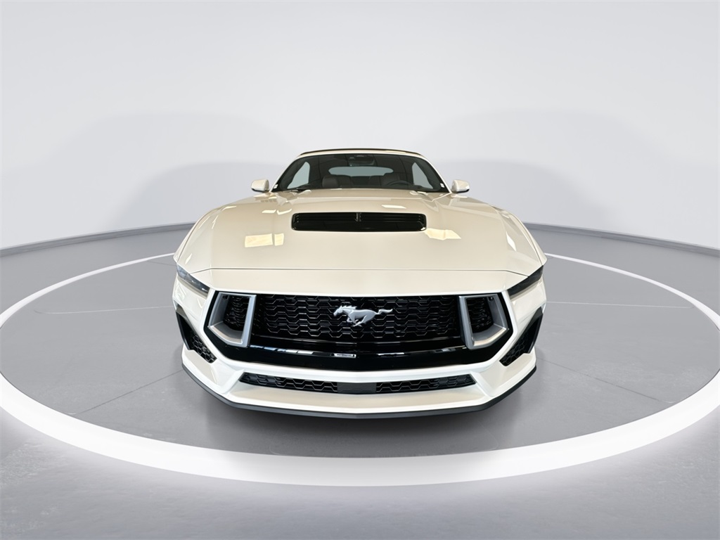 2025 Ford Mustang GT Premium Convertible photo 3