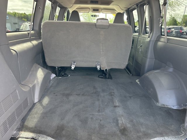 2016 Chevrolet Express Passenger 2500 LS photo 21