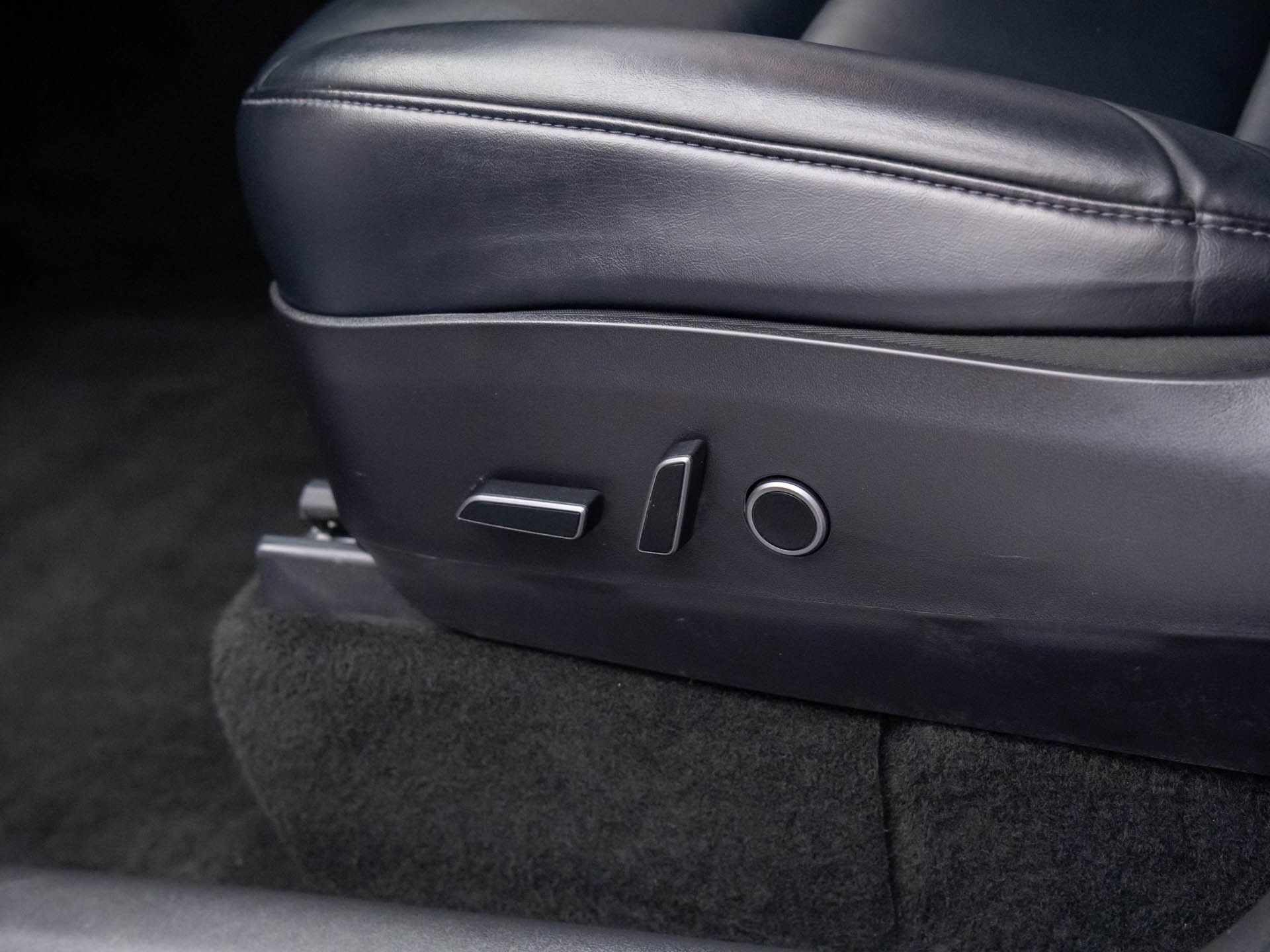 2021 Tesla Model Y Long Range photo 15