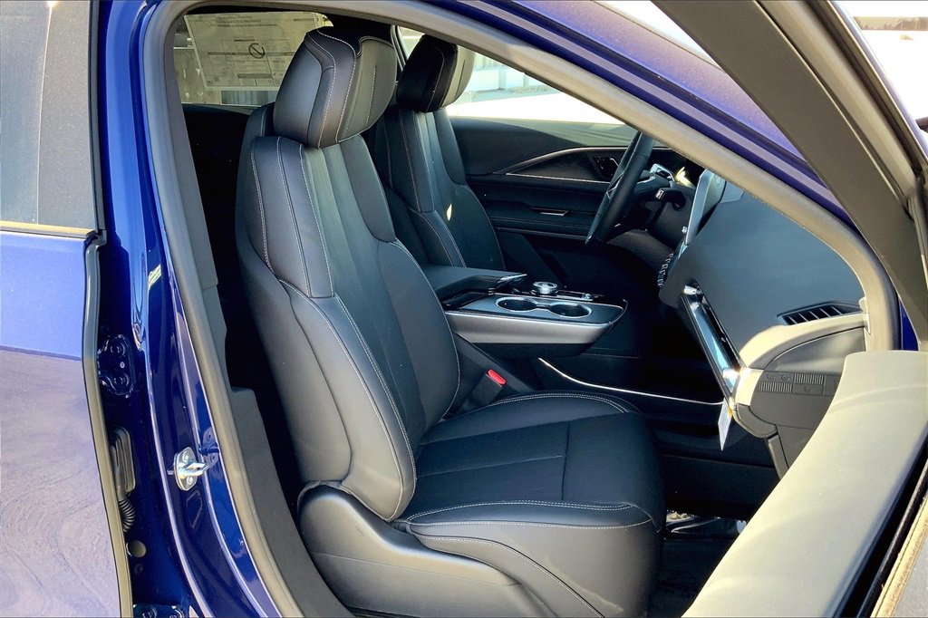 2025 Cadillac Lyriq Sport photo 30