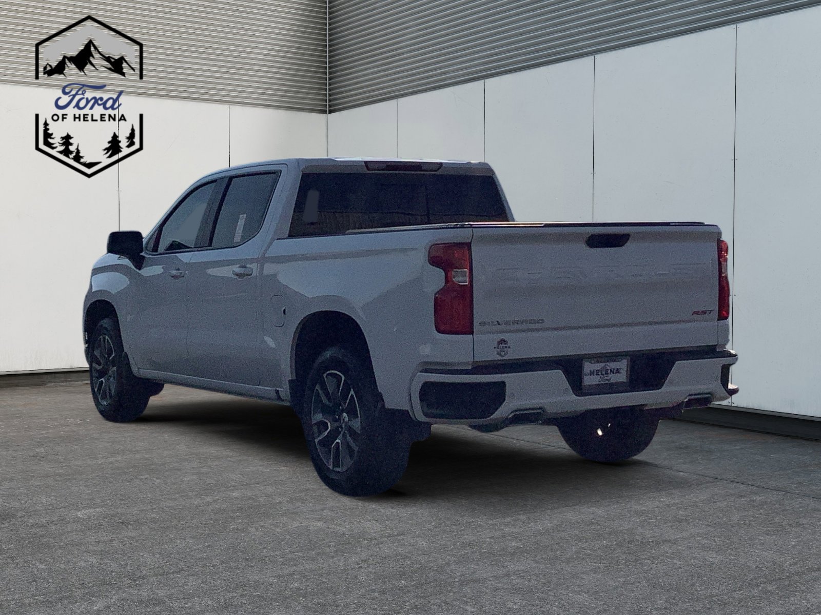 2020 Chevrolet Silverado 1500 RST photo 3