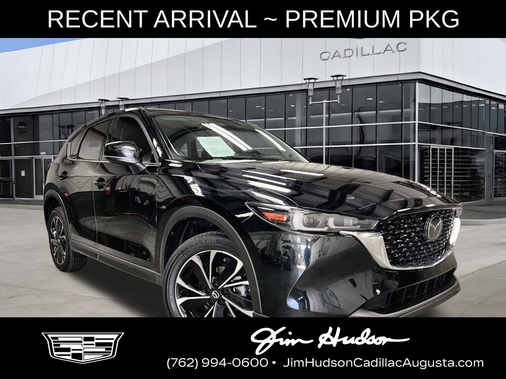 2023 Mazda CX-5 S Premium package