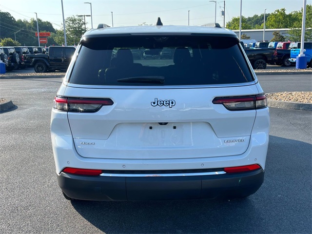 2024 Jeep Grand Cherokee Limited photo 4