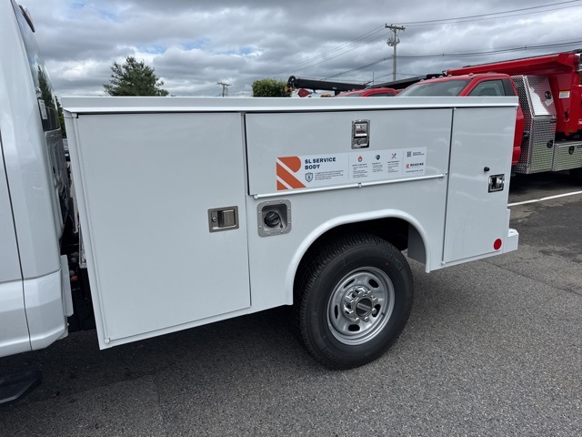 2025 Ford F-250 XL photo 3