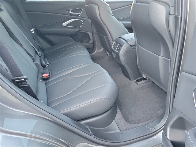2025 Acura RDX photo 16