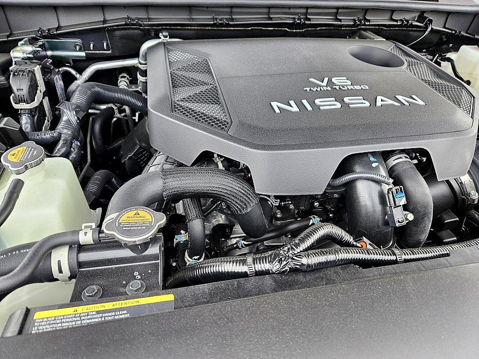2025 Nissan Armada photo 16