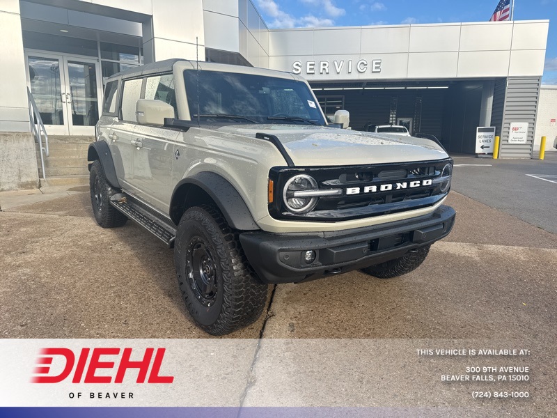 2025 Ford Bronco 4-Door Outer Banks's photo