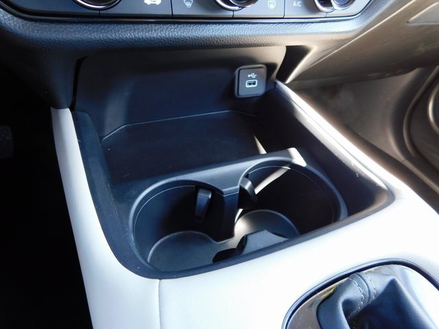 2025 Honda HR-V LX photo 31