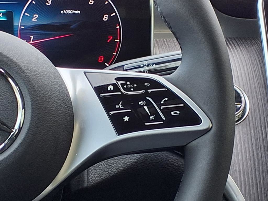 2025 Mercedes Benz GLC 300 4MATIC photo 14