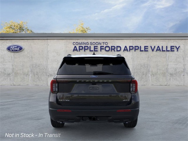 2025 Ford Explorer photo 3