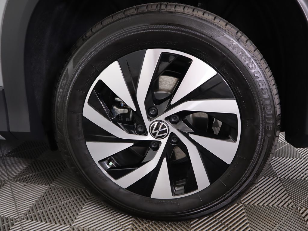 2025 Volkswagen Tiguan S photo 30