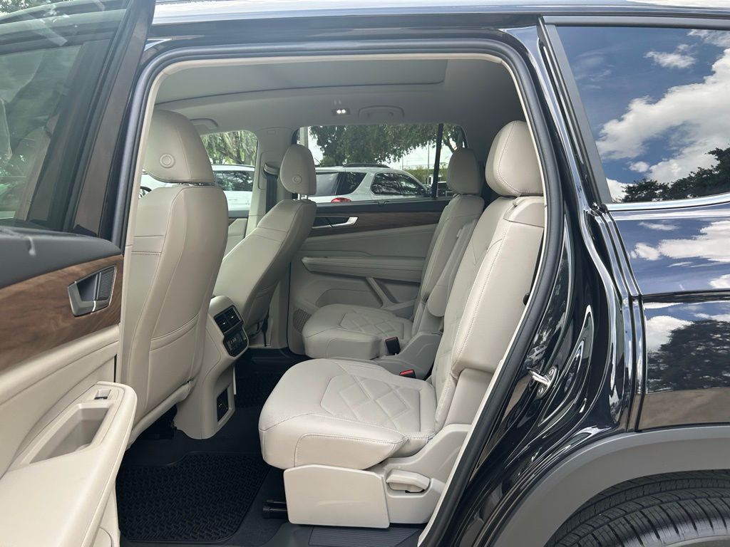 2026 Volkswagen Atlas SE Technology photo 36