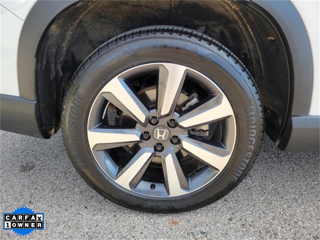 2023 Honda Pilot Touring photo 3