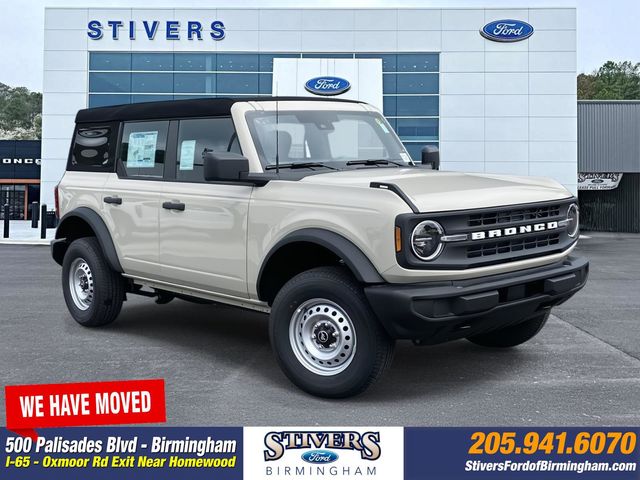 2025 Ford Bronco 4-Door Base's photo