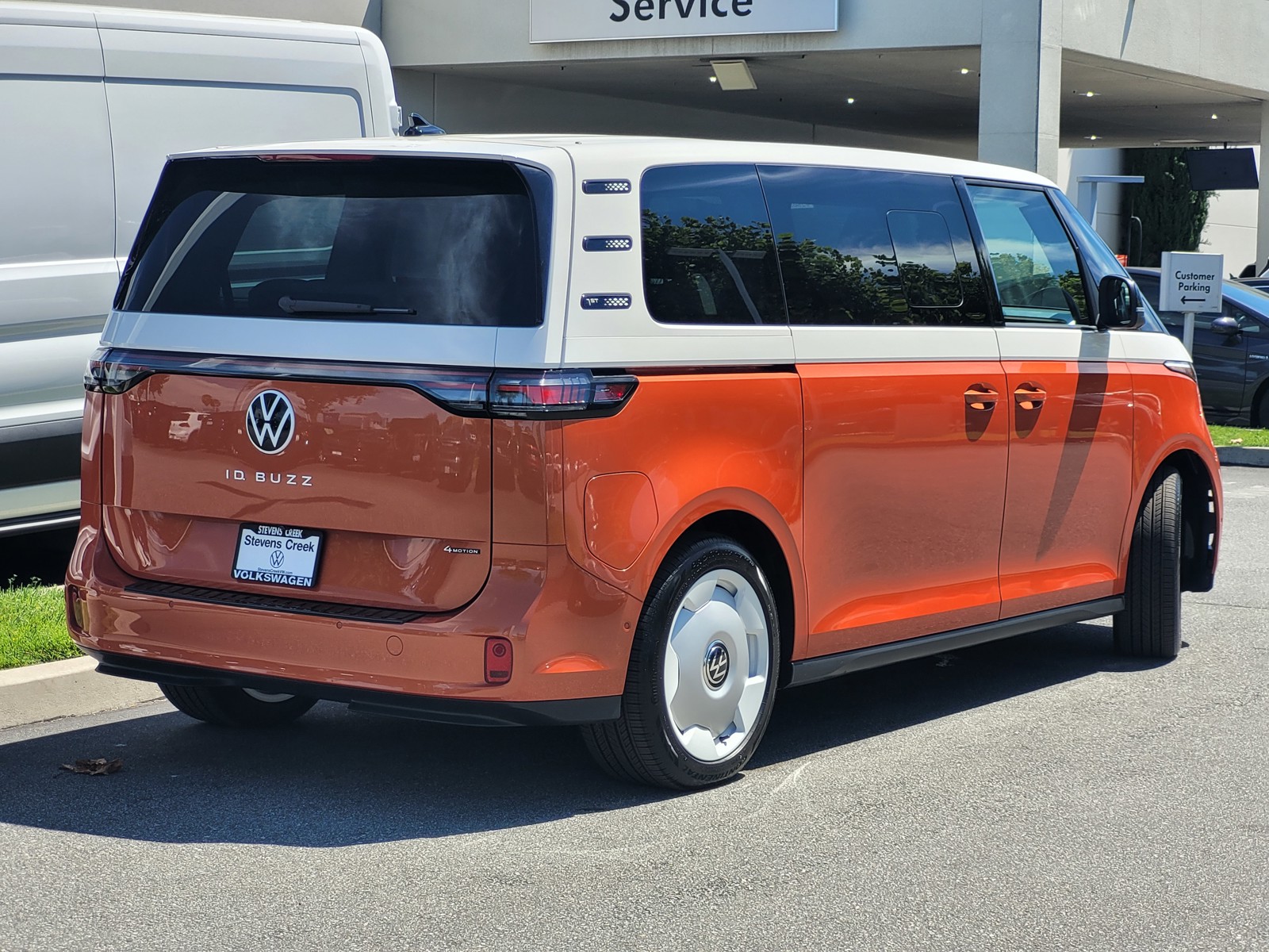 2025 Volkswagen ID. Buzz photo 4