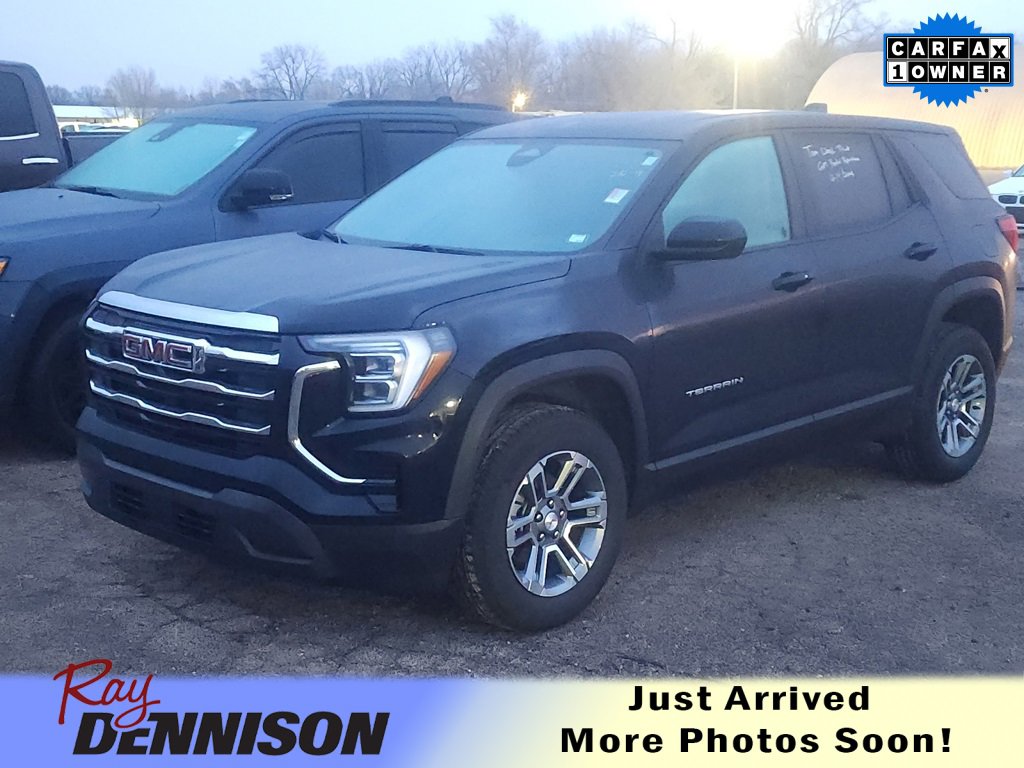 2025 GMC Terrain Elevation's photo