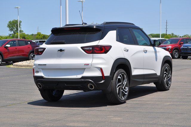 2025 Chevrolet Trailblazer RS photo 2