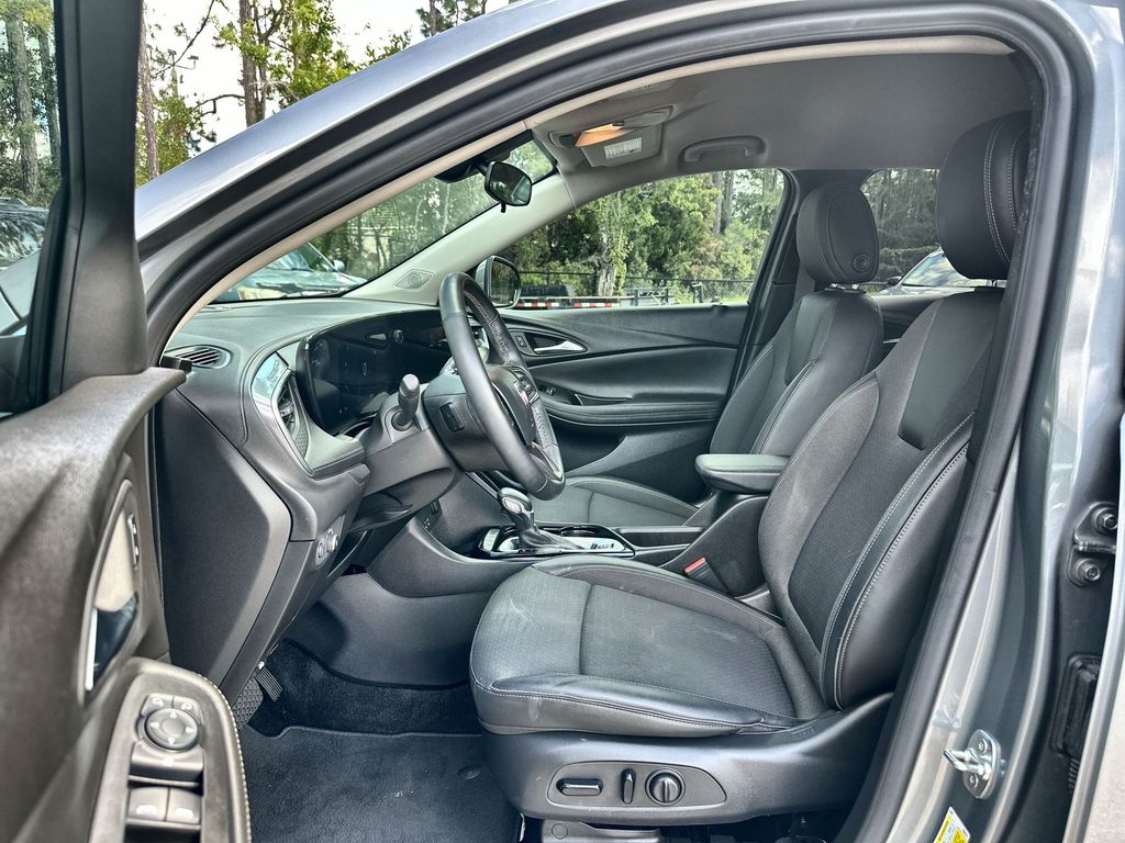 2024 Buick Encore GX Preferred photo 17
