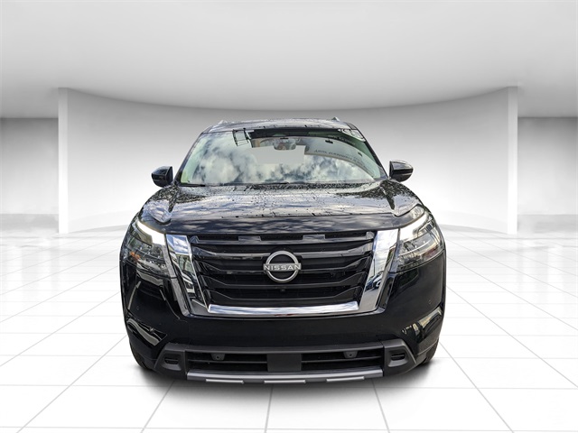2025 Nissan Pathfinder Platinum photo 4
