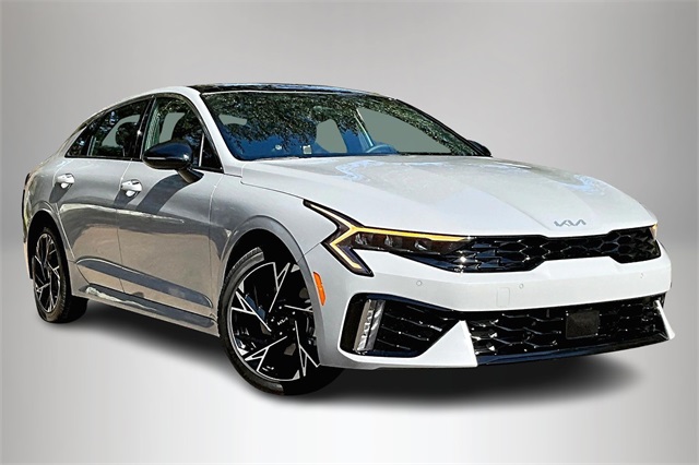 2025 Kia K5 GT-Line's photo