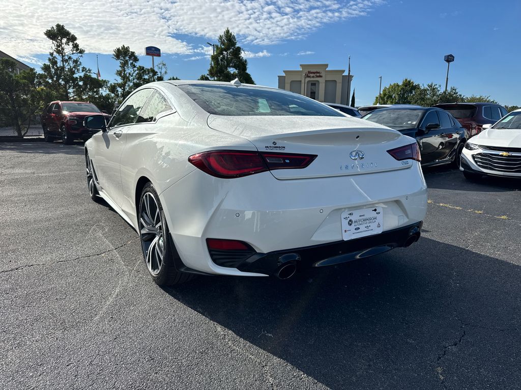 2021 Infiniti Q60 3.0t Luxe photo 5