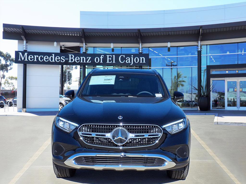 2026 Mercedes Benz GLC 300 4MATIC photo 2