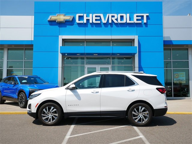 Used 2022 Chevrolet Equinox Premier with VIN 3GNAXXEV3NS190087 for sale in Roseville, Minnesota