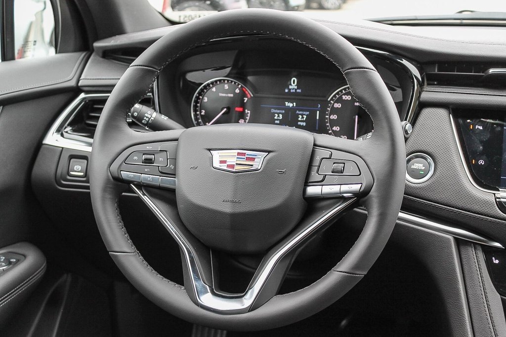2025 Cadillac XT6 Luxury photo 11