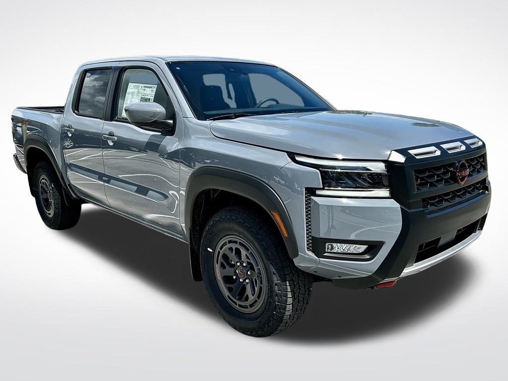 2025 Nissan Frontier PRO-4X photo 2