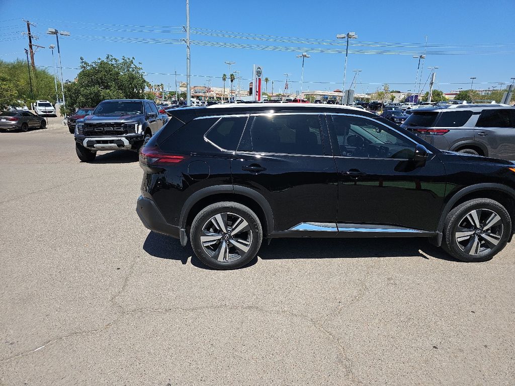 2023 Nissan Rogue SL photo 13