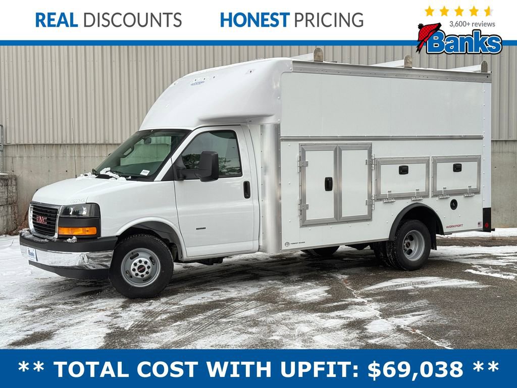 2025 GMC Savana Cutaway Work Van's photo