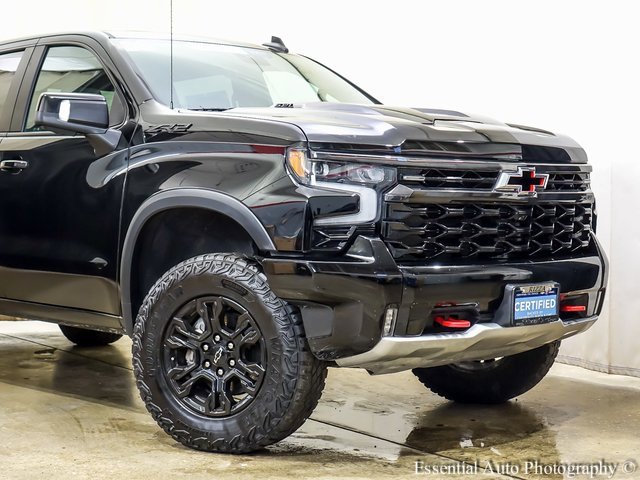 2023 Chevrolet Silverado 1500 ZR2 photo 2