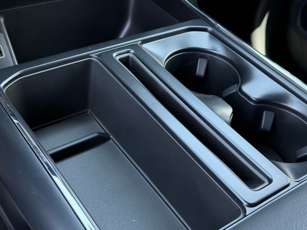 2025 Ford F-150 STX photo 11