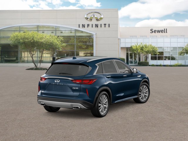 2025 Infiniti QX50 Luxe AWD photo 4