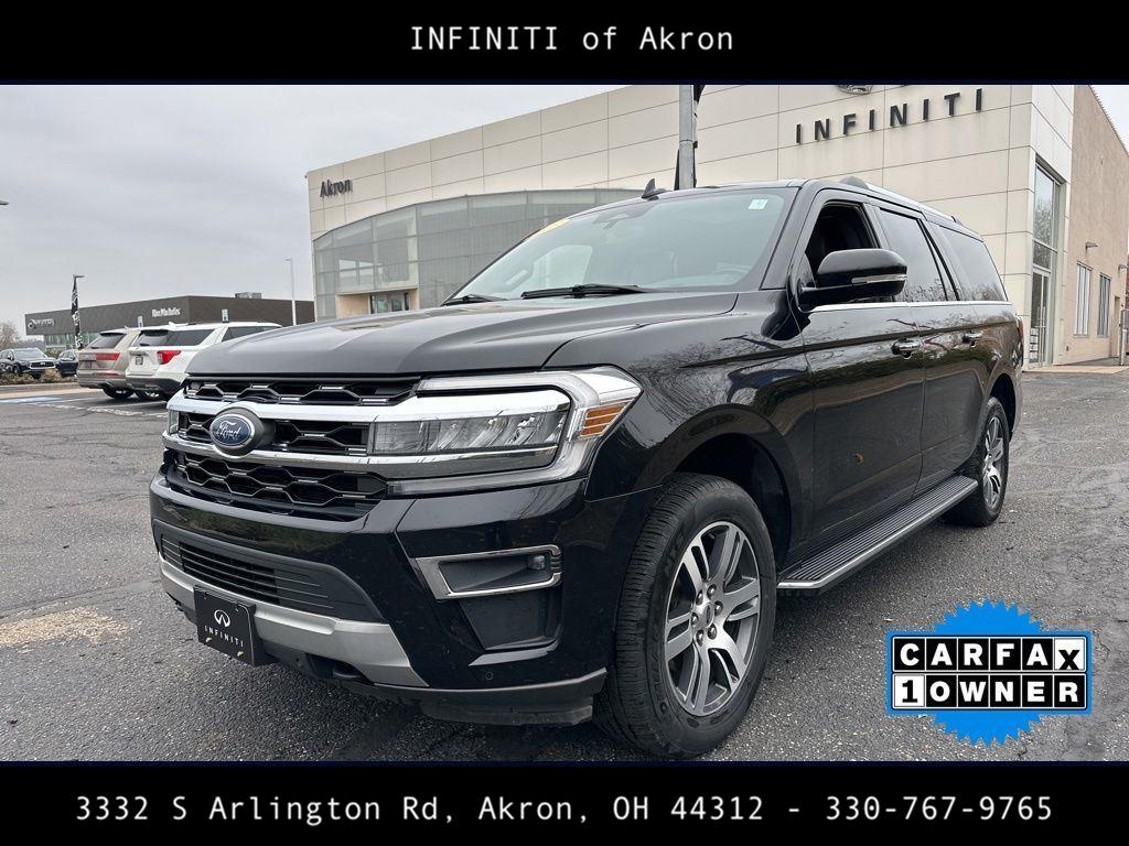 2023 Ford Expedition Limited's photo