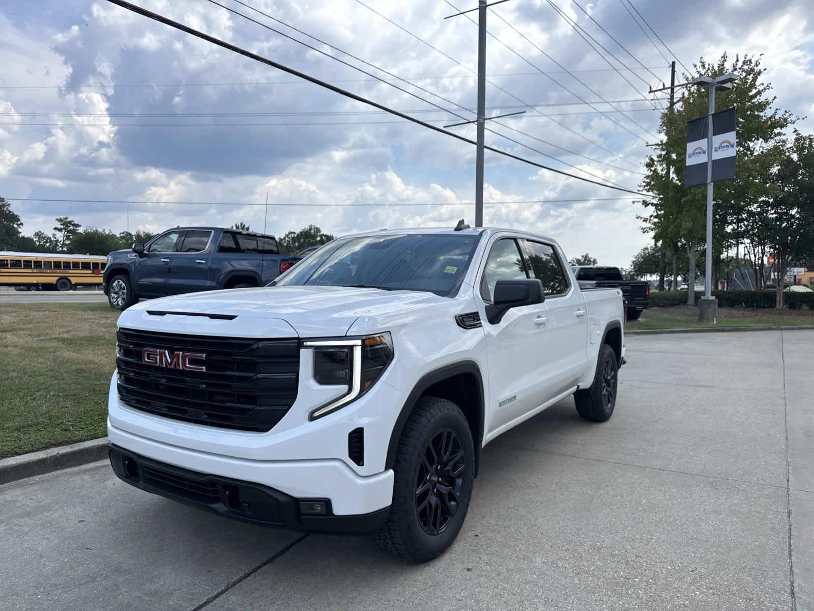 2026 Gmc Sierra 1500 Elevation photo 3