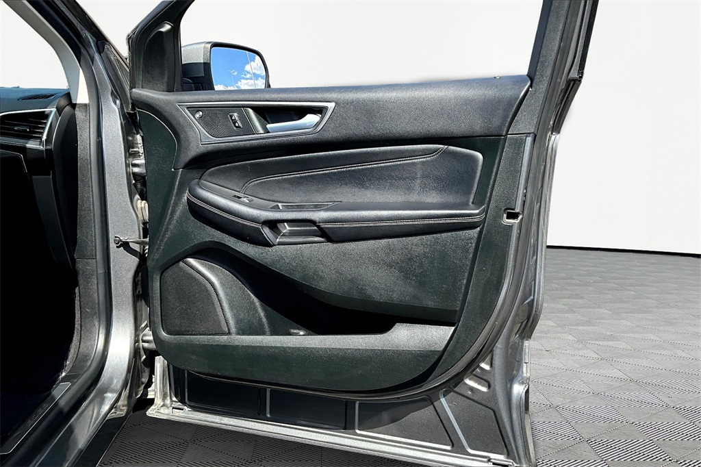 Used 2022 Gray Ford Titanium image 24