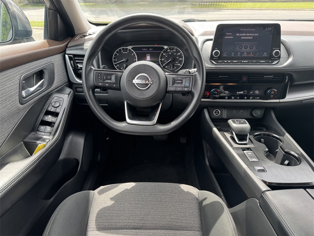 2023 Nissan Rogue SV photo 13