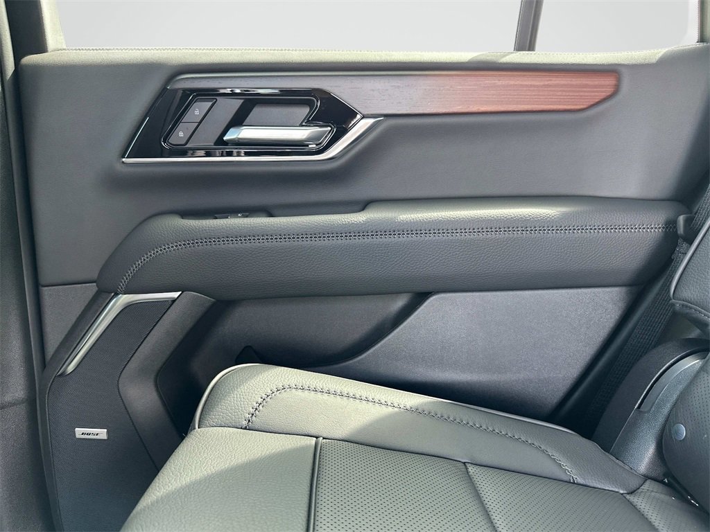 2025 Gmc Yukon Denali photo 11